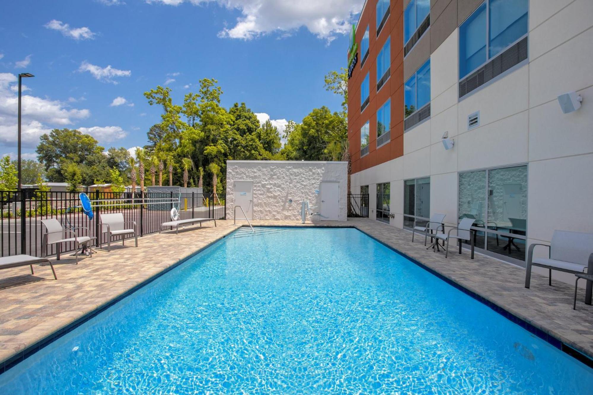Holiday Inn Express - Starke By Ihg Exterior foto